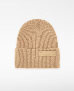 Gorro canelado com mohair