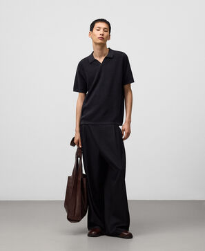 Structured knit V-neck polo shirt man