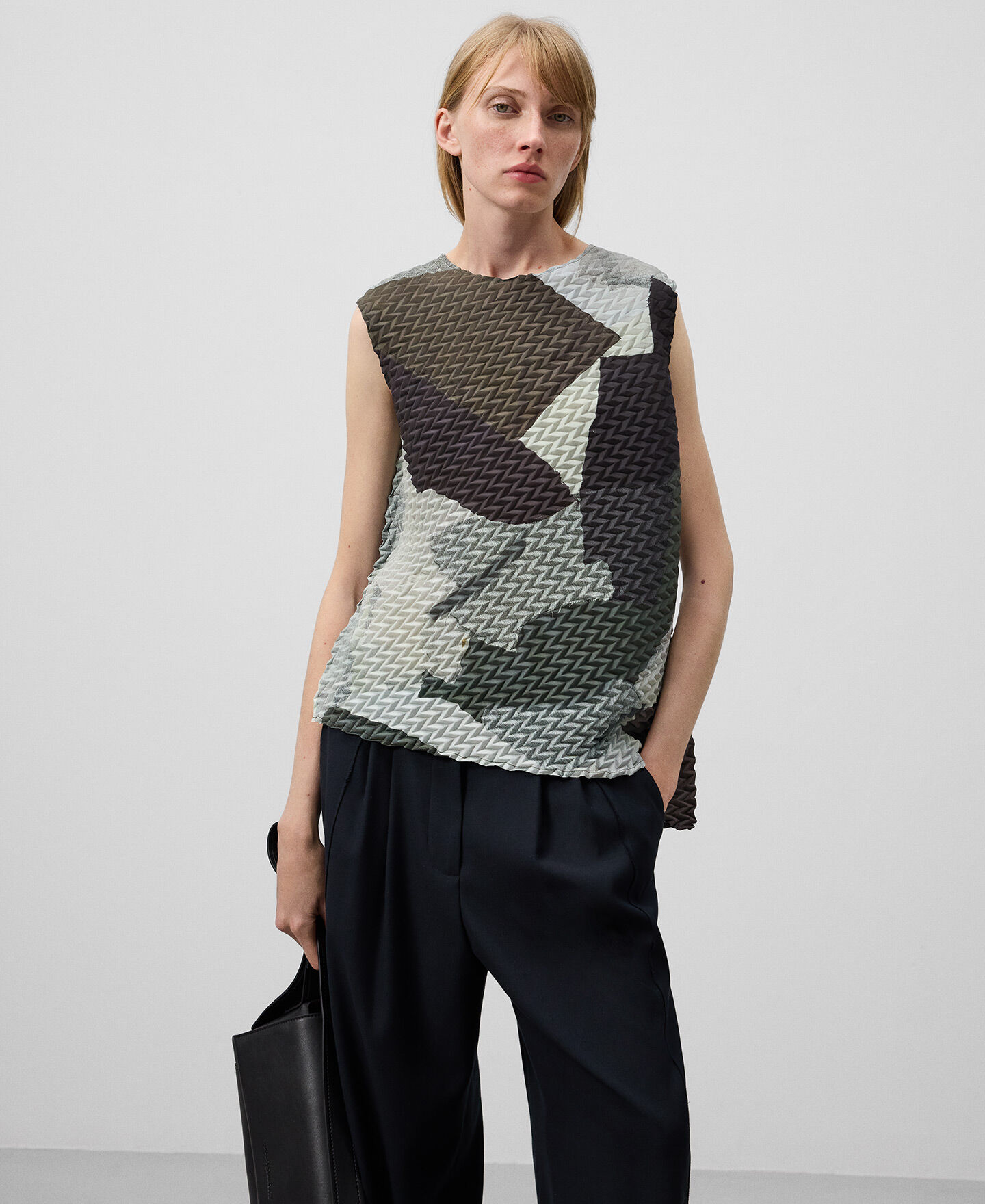 Women's Clothes Collection | Spring-Summer 25 | Adolfo Domínguez