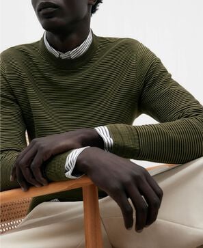 Jersey caqui melange cuello caja