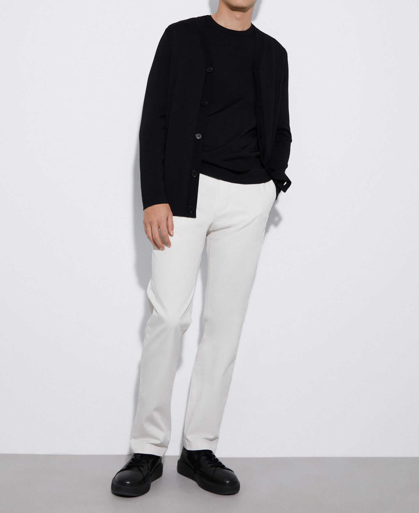 Pantalón · Adolfo Domínguez Ventas Tienda – ES · Personal Plus Training