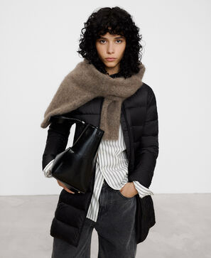 Manteau matelass&eacute; &agrave; col chemin&eacute;e