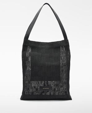 Shopper vertical red