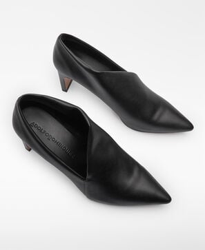 Zapato salón abotinado mujer