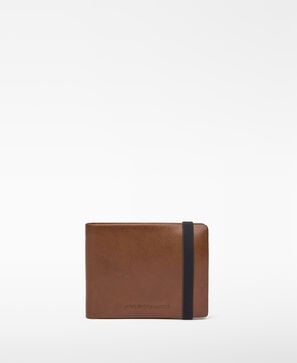 Fold-out leather wallet