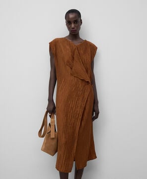 Crinkle dress with ruffle woman