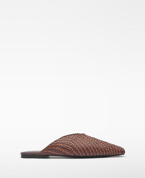 Adolfo Dominguez, Responsible leather braided mule woman