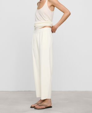 Pantal&oacute;n barrel fit punto