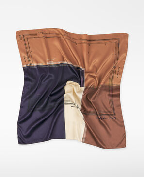 Map-printed square scarf woman