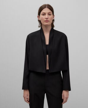 Blazer corta cuello tira mujer