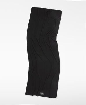 Merino wool plain-knit scarf