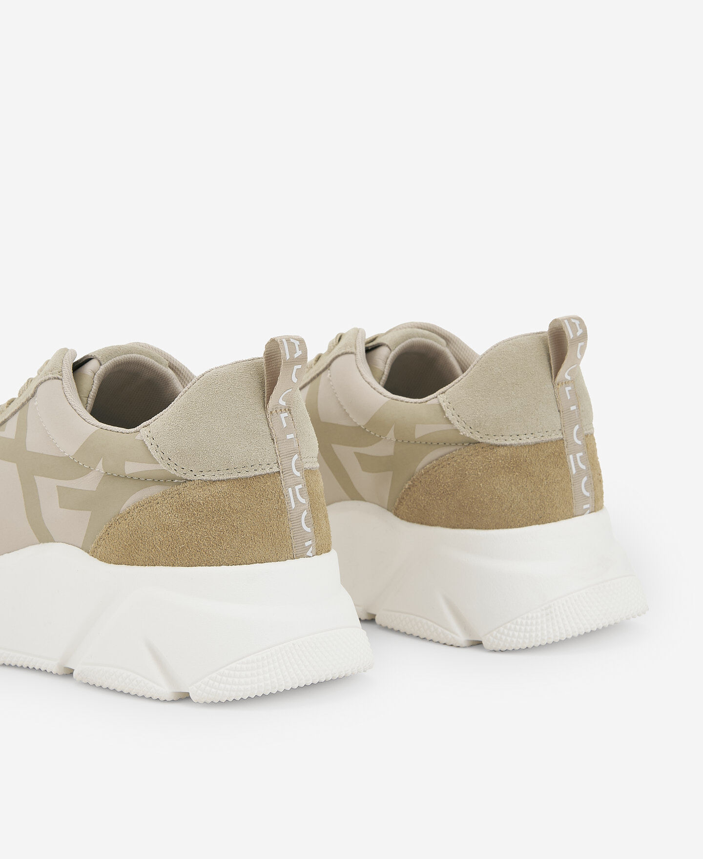 Deportivas best sale maxi suela