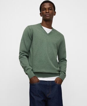 Organic cotton V-neck sweater