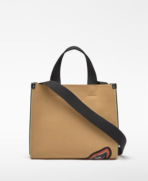 Bolso cuadrado punto bordado