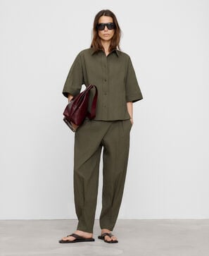 Joggerhose mit Ballonbein und Streifen