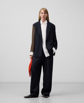 Asymmetrical trousers woman