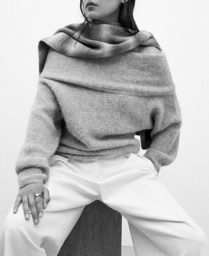 Knitted sweater in alpaca fabric