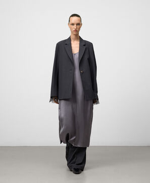 クロスバックブレザー