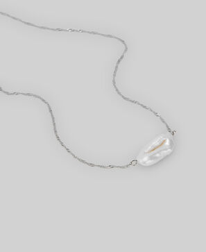 Chain necklace with natural pearl woman