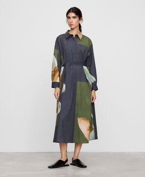 Vestido camisero estampado cintur&oacute;n