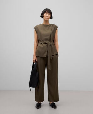 Pantal&oacute;n tobillero recto mujer