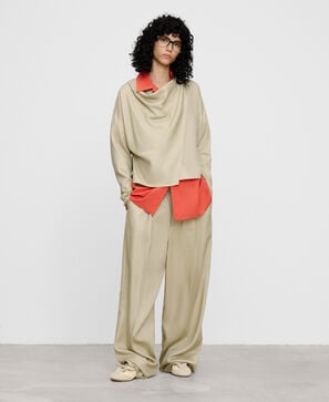 Cross-front draped neckline shirt