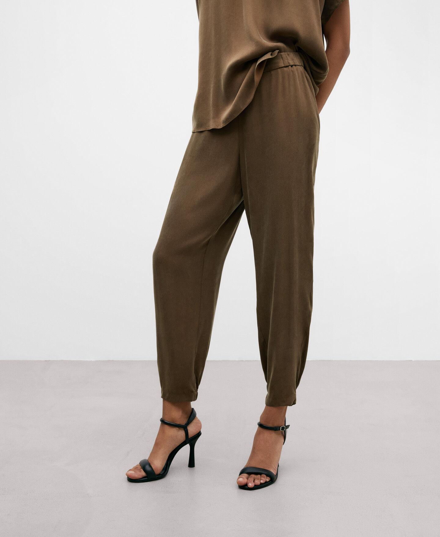 Pantalon store jogger marron