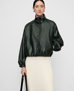 Pele N&atilde;o Pele fireplace neck bomber