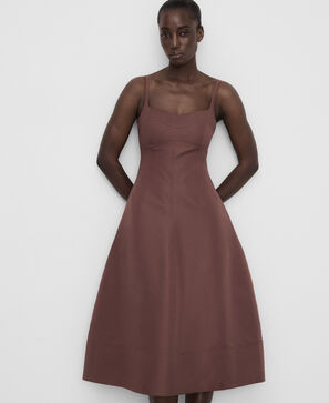 Fitted bodice midi dress