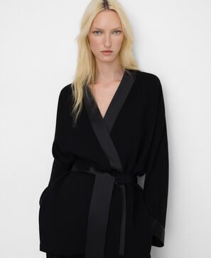 Kimono doble tejido con cintur&oacute;n