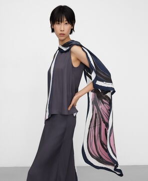 Printed top with a scarf neck