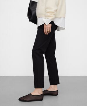 Ankle-length slim fit trousers