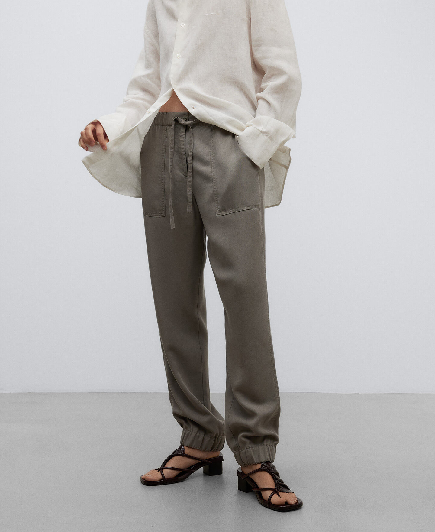 Rebajas Pantalones y Faldas Mujer SS24 Adolfo Dominguez