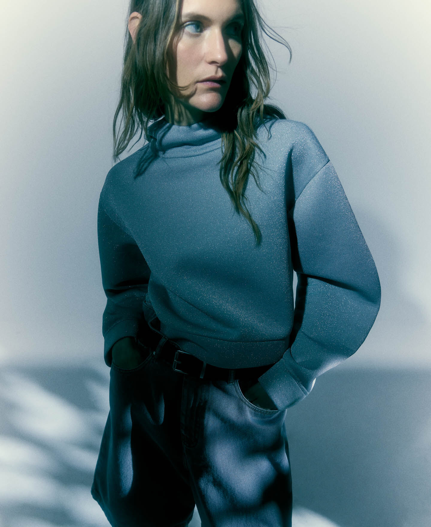 Women s knitted grey hoodie AD Europa