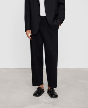 Pantalon jogger en cr&ecirc;pe