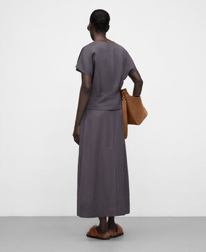 Japanese sleeve semi-fitted top