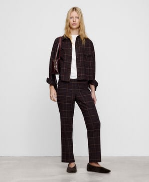 Pantal&oacute;n pierna ancha tart&aacute;n