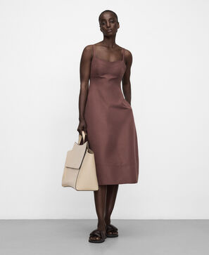 Fitted bodice midi dress