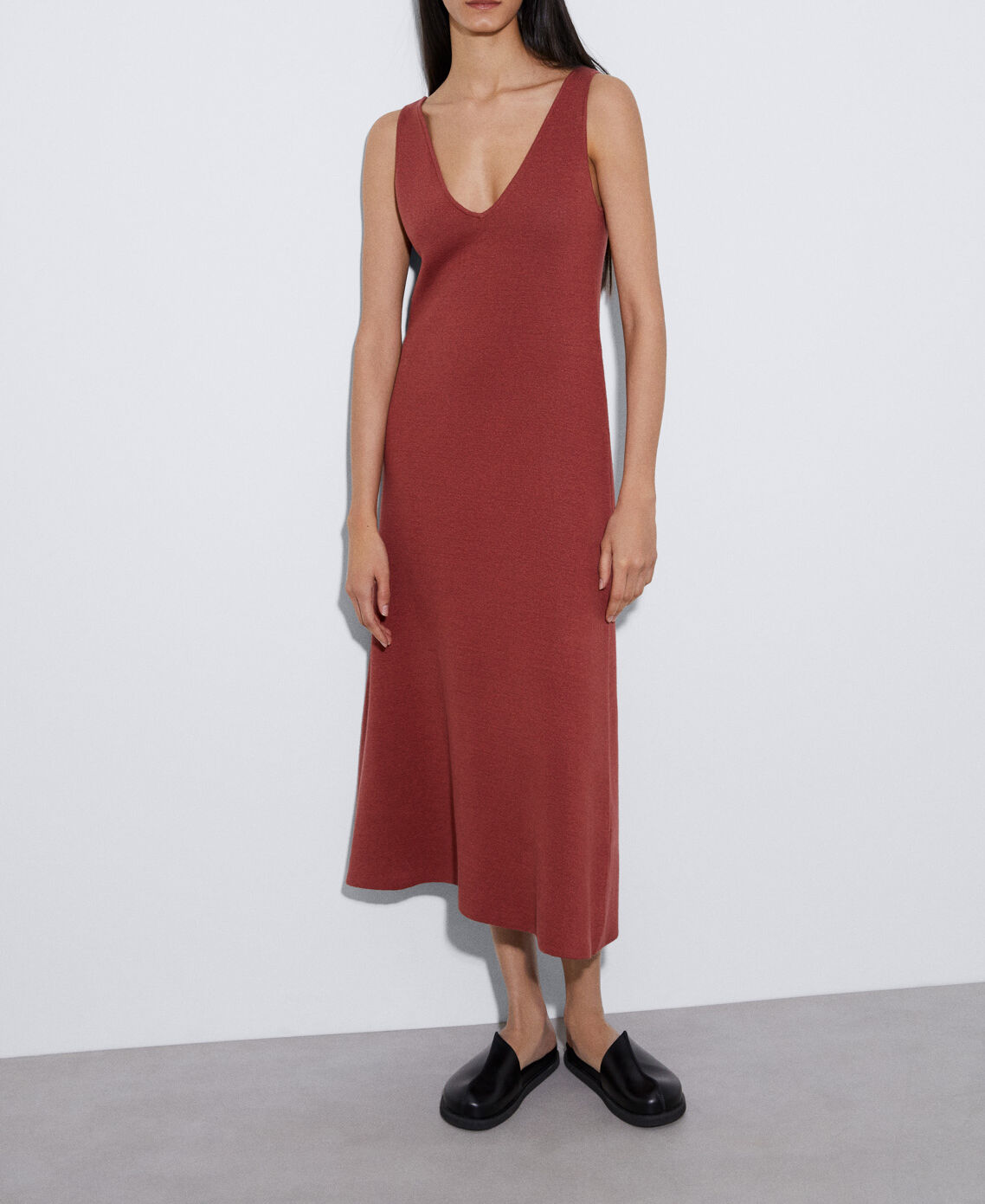 Descubre Vestidos y Monos | Primavera-Verano 22 | Adolfo Domínguez