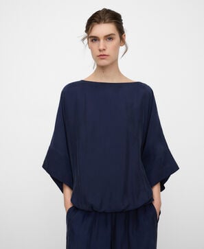 Blusa solta com bainha franzida