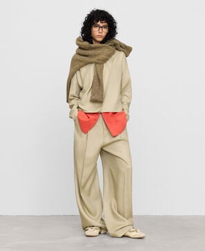 Straigh pleated trousers