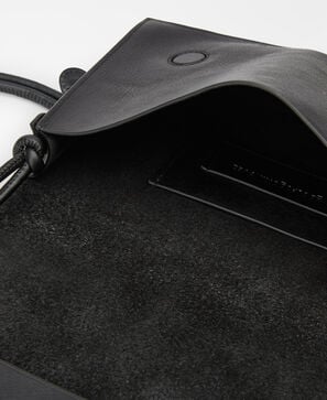 Portam&oacute;vil rectangular piel