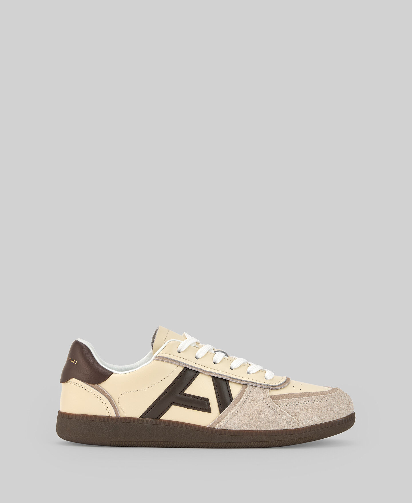 Adolfo shoes website 2025