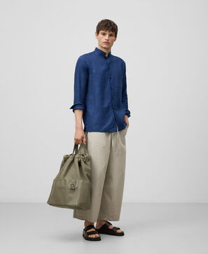 Mochila saco em poliéster reciclado para homem