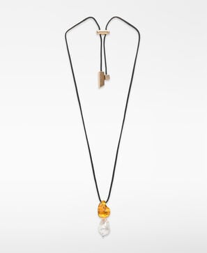 Resin and maxi pearl necklace woman