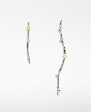 Organic-shaped asymmetric earrings