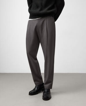 Pantalón chino relaxed fit hombre