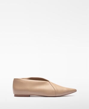Non-Leather pointed ballerina woman