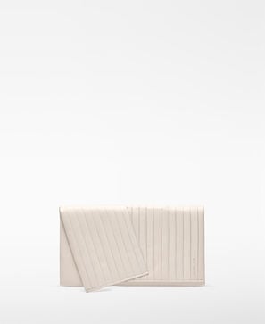Pleated leather maxi clutch woman