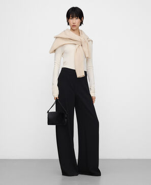 Pantalon &eacute;vas&eacute;